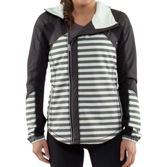 Lululemon Get Up And Glow Jacket Size 8 Mint Green & Black Stripes Reflective - Picture 1 of 13